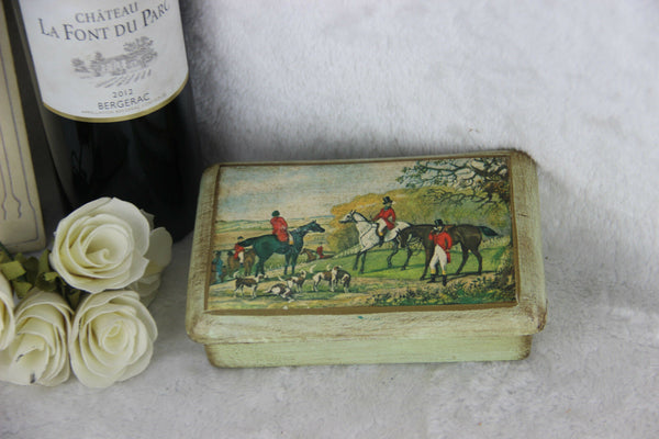 Vintage 80's French butter dish faience Serving ceramic hunting dogs scene