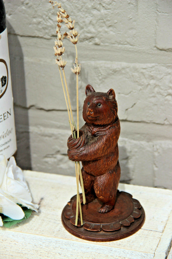 Antique hand Black forest wood carved swiss bear statue pique fleur
