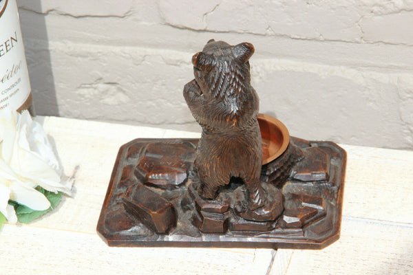 Antique hand Black forest wood carved swiss bear statue ashtray