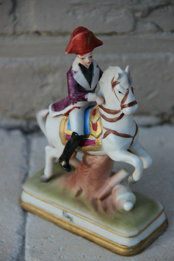 Vintage porcelain Figurine napoleon officeron horse soldier