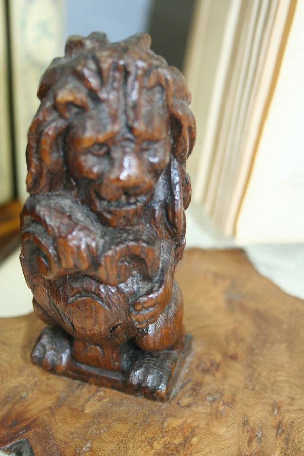Black forest folk art Wood carved Book ends lions German 1900 antique