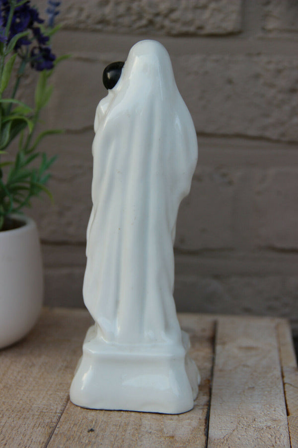 Antique French vieux old porcelain madonna figurine