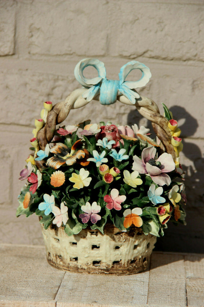 Vintage CAPODIMONTE italian Centerpiece majolica flower bouquet marked 1960
