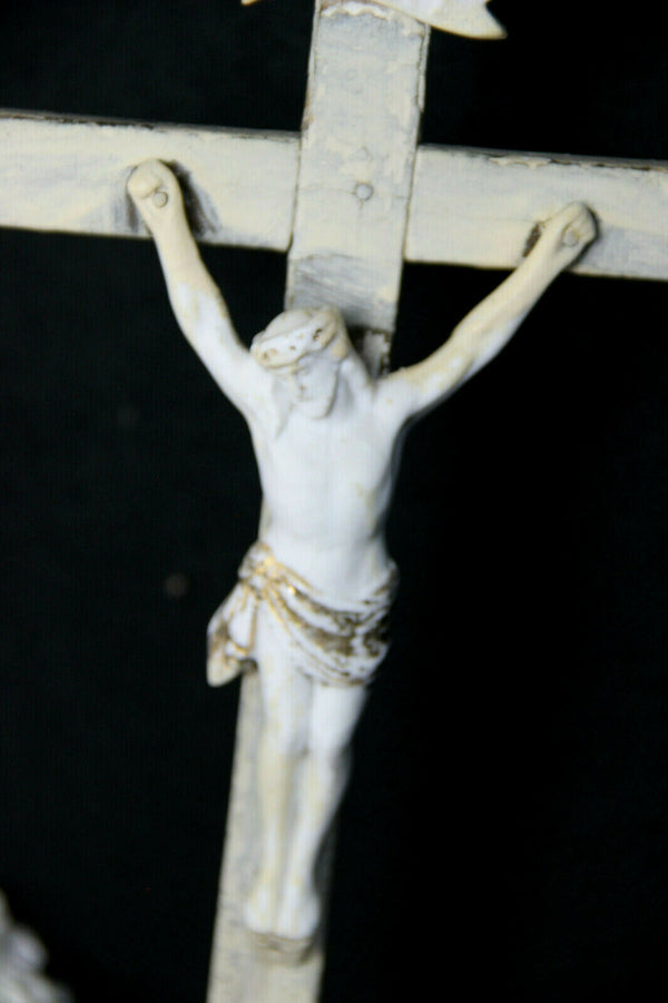 Antique French 19thC vieux paris porcelain Crucifix