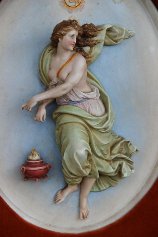 PAIR italian capodimonte relief porcelain wall plaques lady medaillon rare 1970