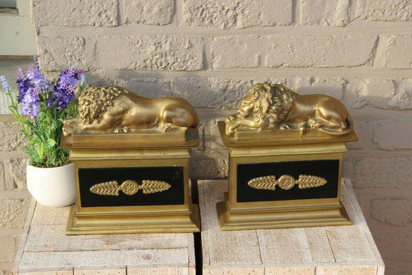 Top Exclusive French heavy bronze Empire resting lions animal bookends statues