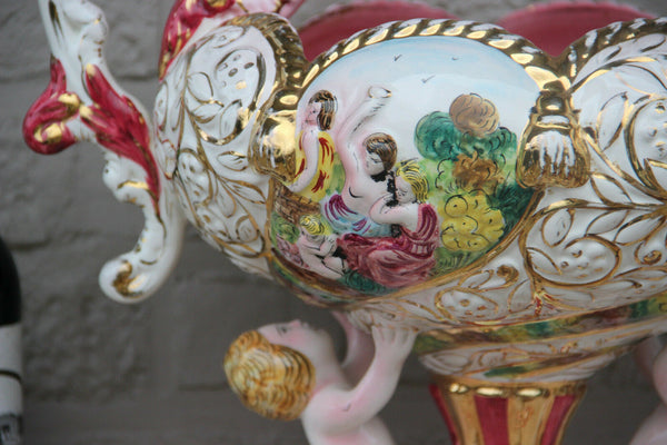Huge italian Capodimonte porcelain Ceramic putti romantic Centerpiece vase