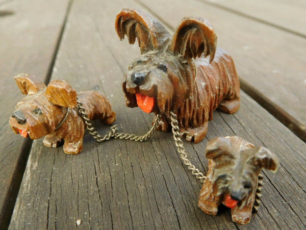 Cute Black forest Wood carved terrier dog family puppy 1950 figurines