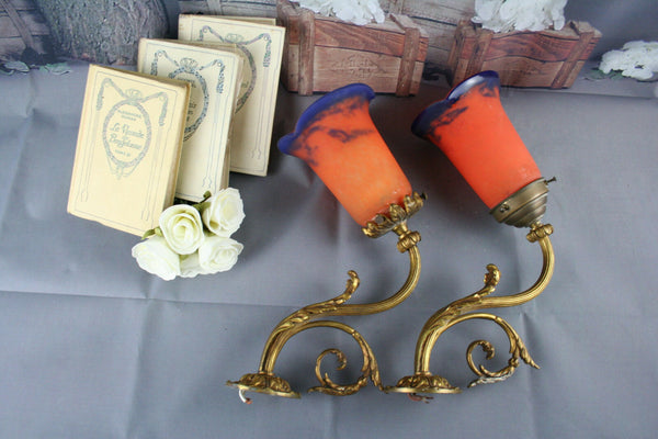 Antique pair of French Art Deco bronze sconces wall lights by NOVERDY 1920