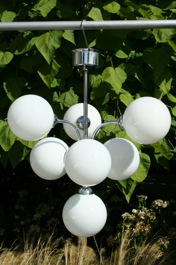 Mid-century Space age retro atomic sputnik 7 opaline glass globes chandelier 60'