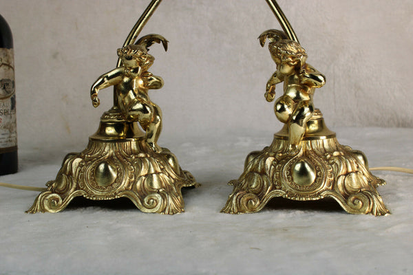 PAIR vintage 1970 French metal gold gilt putti cherub table lamps