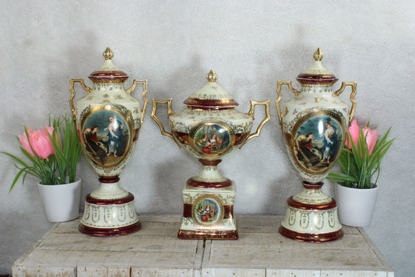 Gorgeous antique Vienna porcelain mantel Set vases centerpiece victorian scene