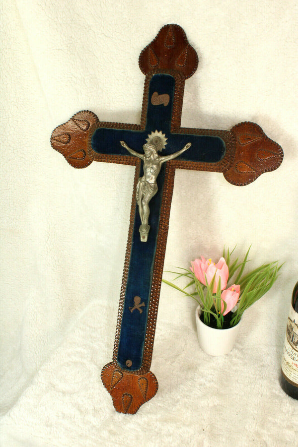 Antique french tramp art cigar box wood carved crucifix velvet religious