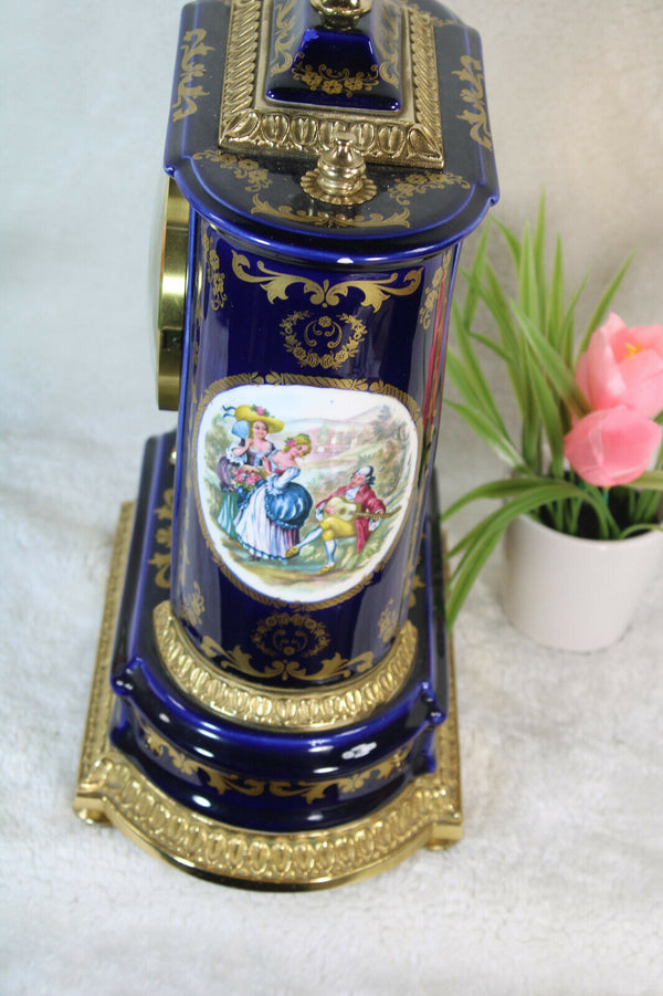 Vintage italian alfa porcelain marked table clock romantic scene