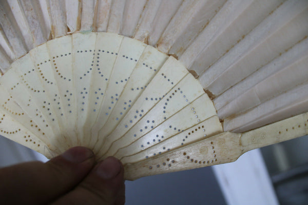 Antique japanese Folding silk Floral Decor Fan signed