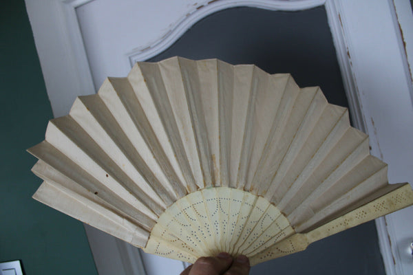 Antique japanese Folding silk Floral Decor Fan signed