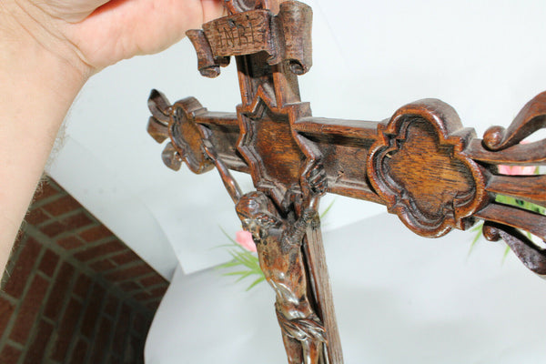 Antique 19thc neo gothic wood carved crucifix cross religious rare