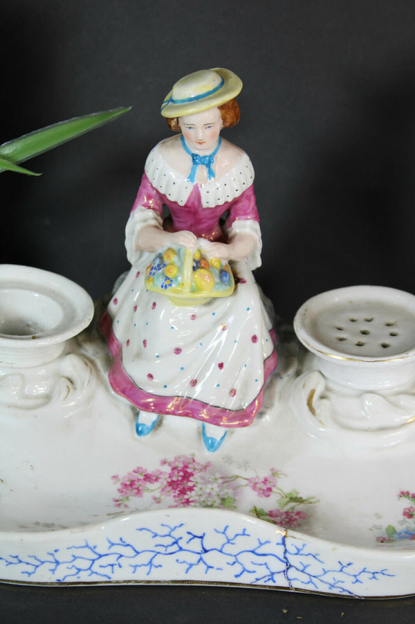 Antique french vieux paris porcealin inkwell figural Floral decor