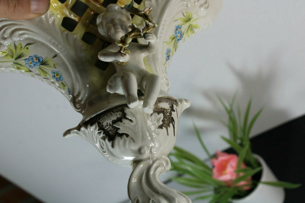 Vintage italian bassano porcelain marked putti cherub figurine wall console
