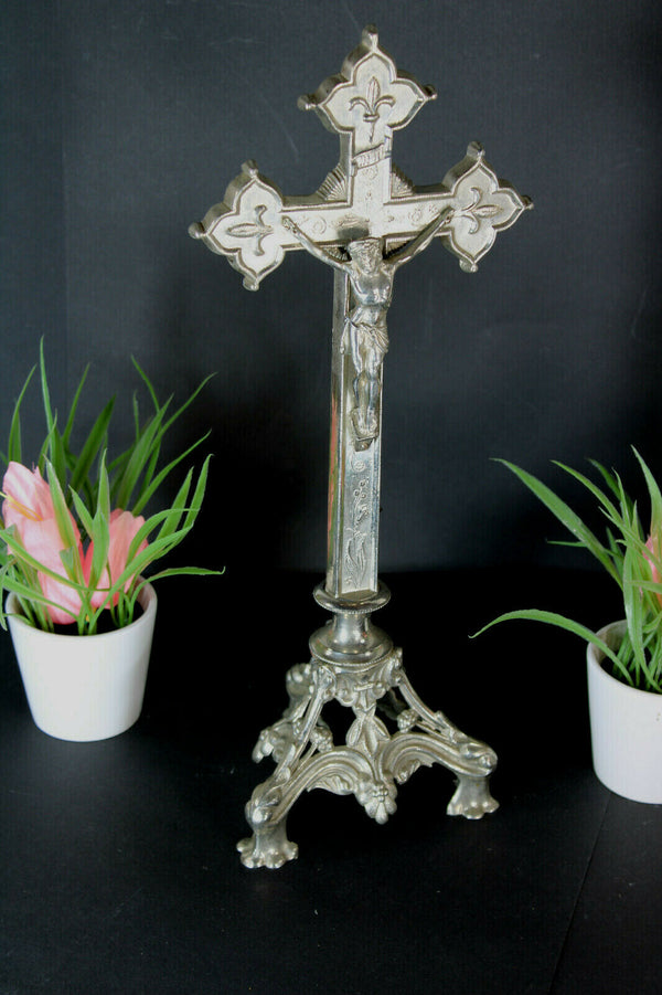 Antique french fleur de lys symbols Spelter Metal crucifix religious