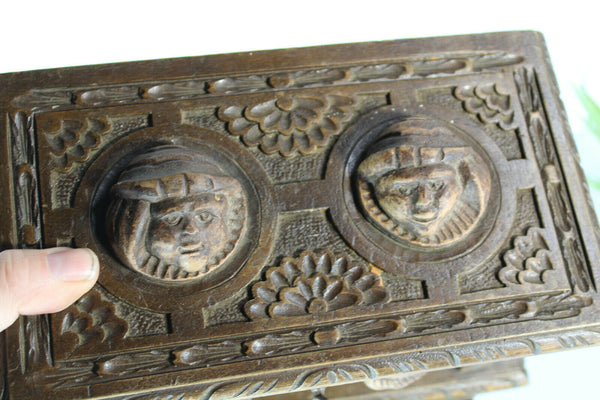 Vintage Wood carved gothic portrait heads box