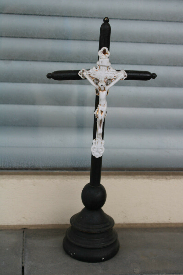 antique wood & porcelain crucifix