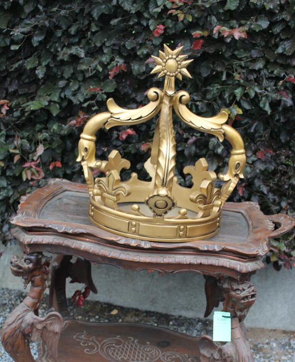 Vintage wood carved golt gilt Crown saint religious decoration