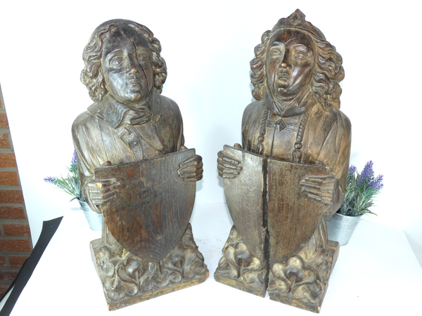 PAIR 1800s Neo gothic wood carved bust statue sculpture coat of arms religious