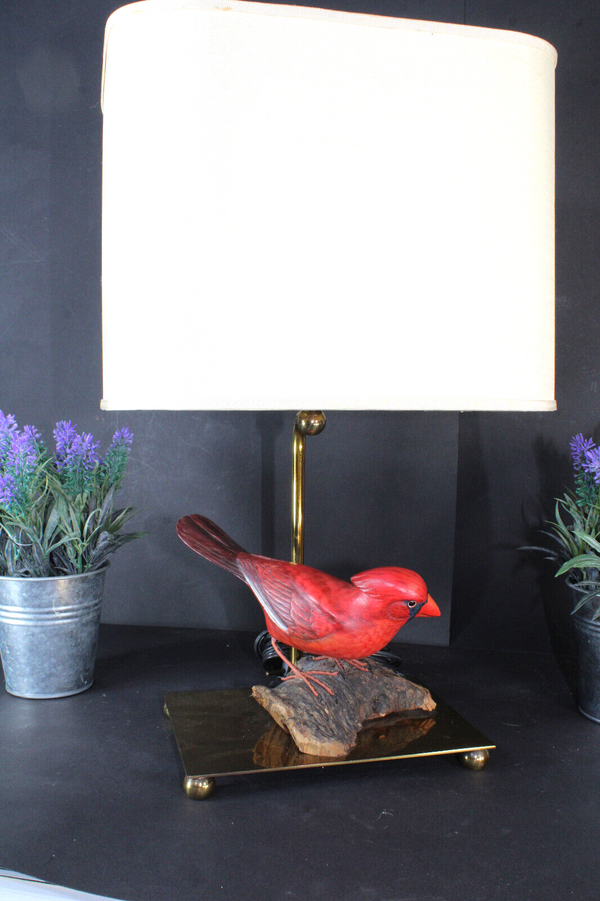 Mid century hollywood regency wood brass nothern cardinal bird table lamp rare