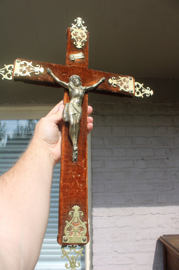 Antique 19thc french brass wood velvet wall crucifix religious