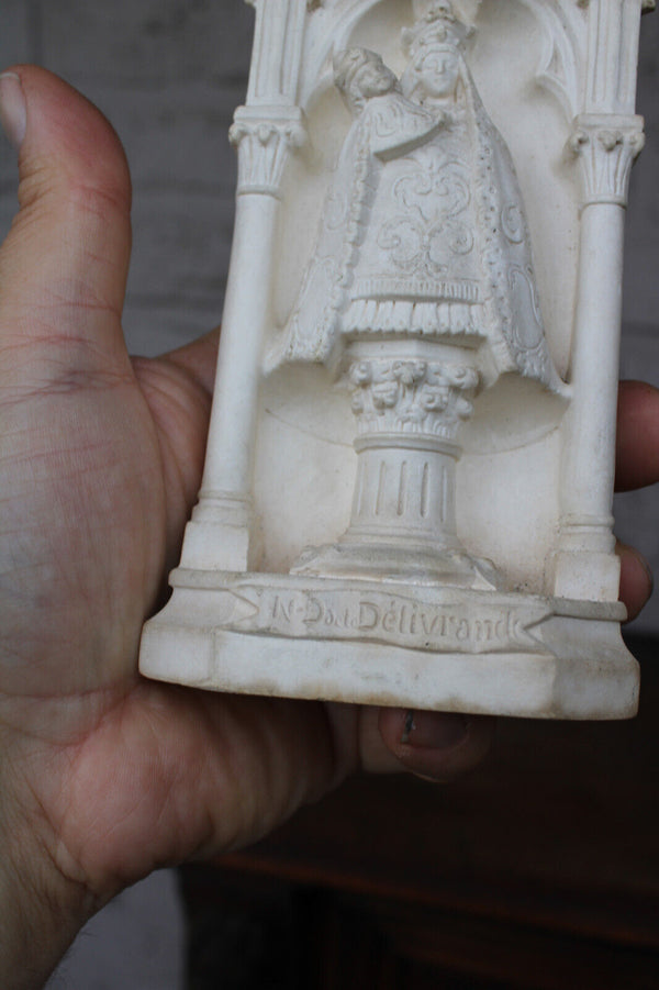 Vintage neo gothic madonna figurine chapel niche statue