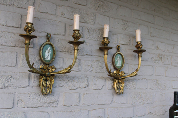 PAIR antique bronze french WEDGWOOD porcelain medaillon Wall lights sconces rare