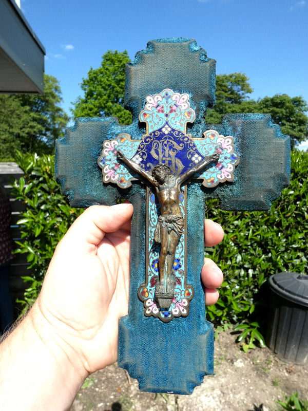 Antique 19thc cloisonne enamel Crucifix on velvet plaque religious