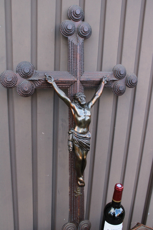 XL 31,4" Antique Flemish tramp art wood carved crucifix religious rare