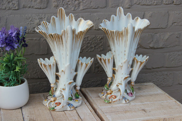 PAIR Antique vieux paris porcelain pique fleur cornet Vases relief flower decor