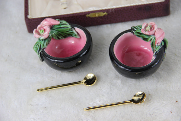 Cute French Vintage Salt pepper Condiment set faience roses in box w spoon 1960