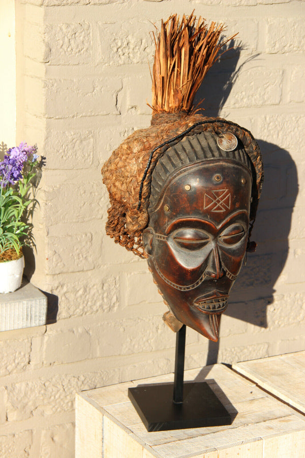 Chowke African Wood carved mask  circa 1940-1950 on stand