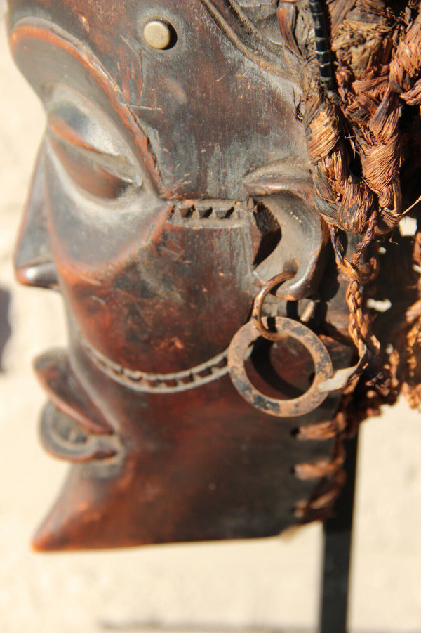 Chowke African Wood carved mask  circa 1940-1950 on stand