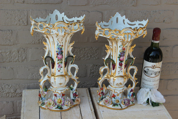 Top antique Vieux paris porcelain FRench vases Floral relief decor attr. petit