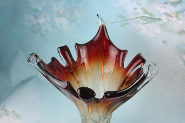 Mid-century Murano Glass vase with leaf rim