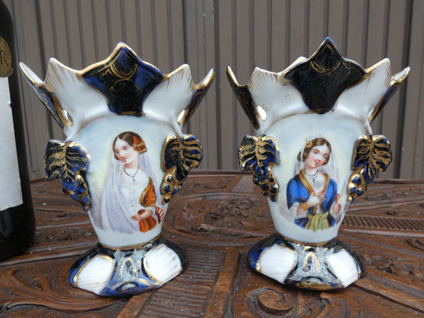 PAir antique small vieux paris porcelain portrait vases