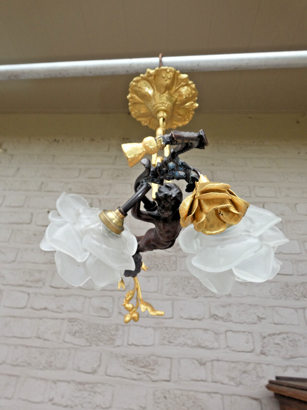 Stunning French Bronze brass  putti cherub angel chandelier lamp