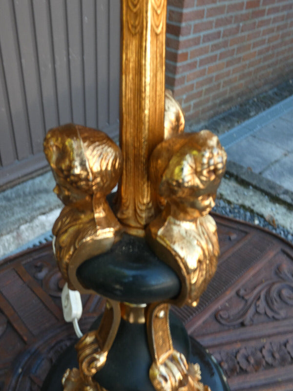 Vintage brass metal putti cherub heads Lamp