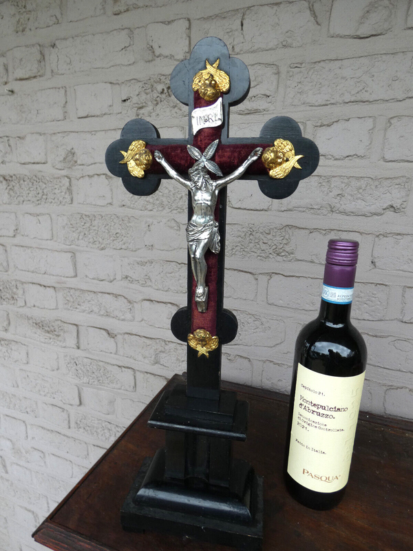 Vintage 1960 Wood carved cross crucifix metal corpus angels
