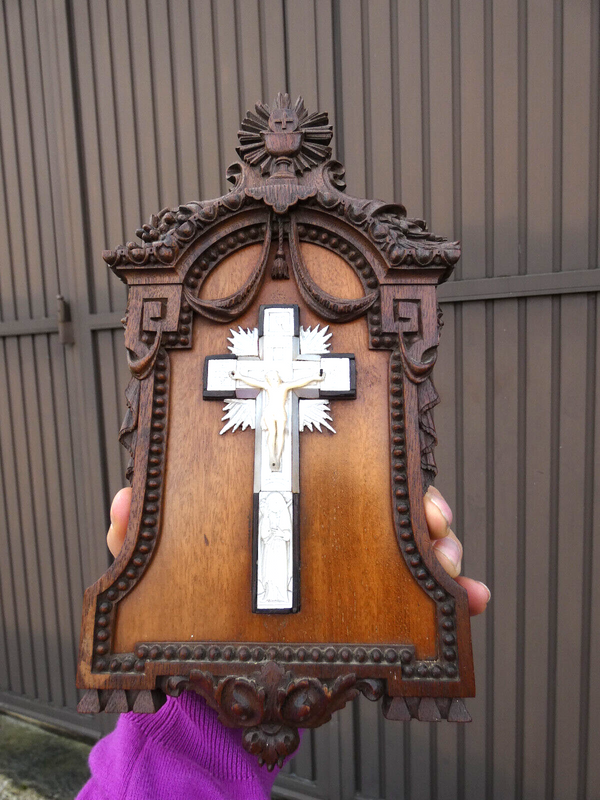 Antique 19thc wood carved plaque mother pearl crucifix signed religious