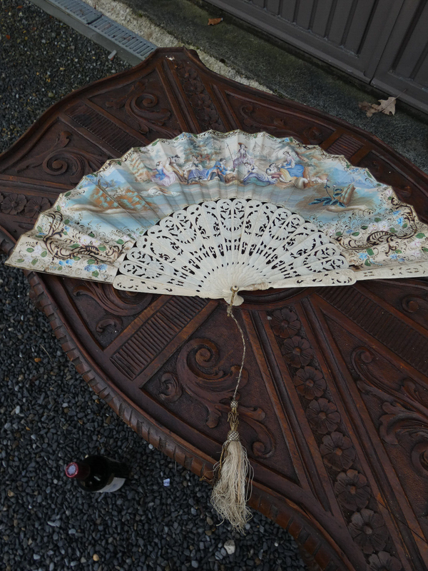 Antique FRENCH HAND PAINTED paper FAN  1800s romantic